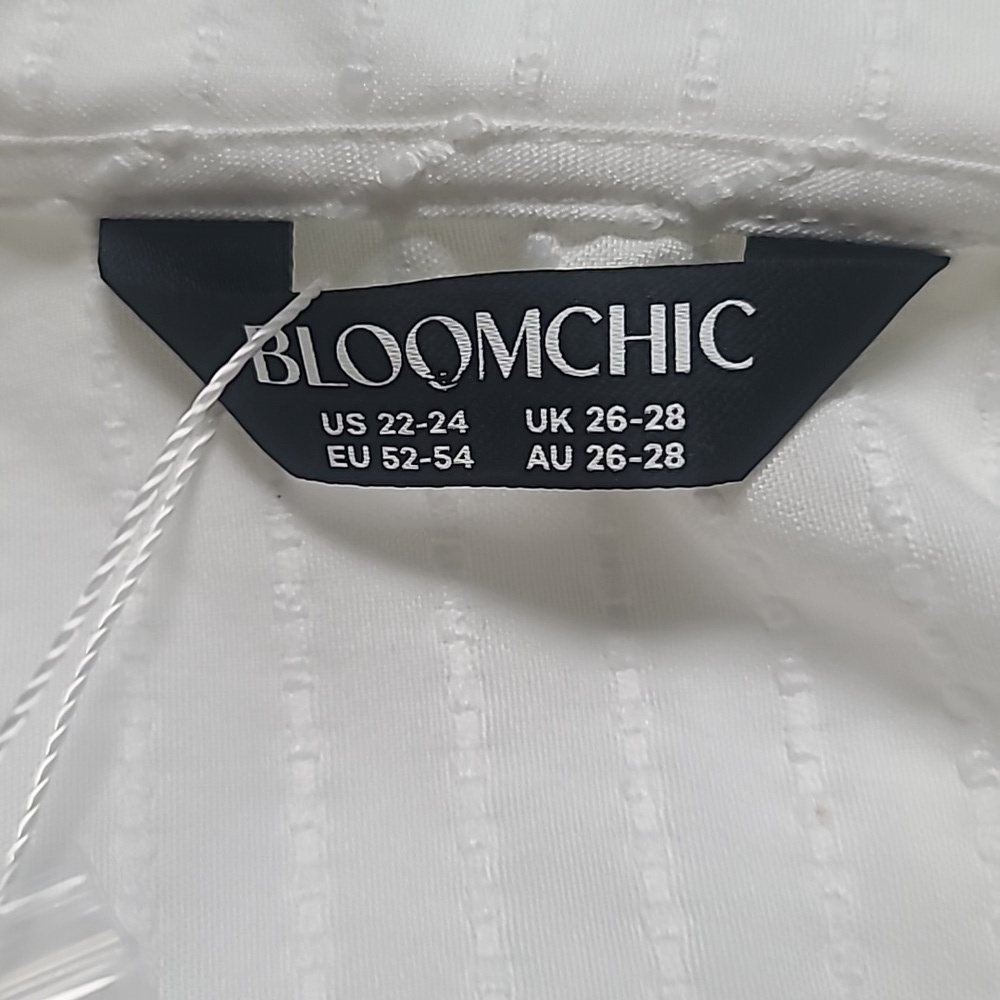 BloomChic White Lace-Collar Button Down Blouse - Picture 7 of 9
